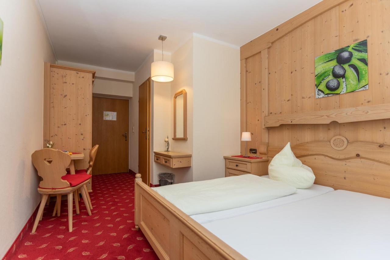 Hotel Garni Elisabeth Zell am Ziller Ngoại thất bức ảnh
