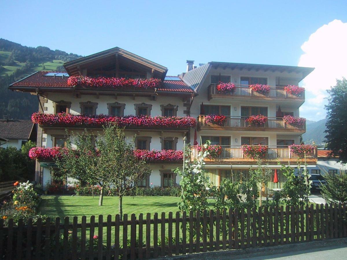 Hotel Garni Elisabeth Zell am Ziller Ngoại thất bức ảnh